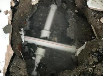 阿里地阳台漏水维修公司为您分享楼上楼下漏水怎么处理